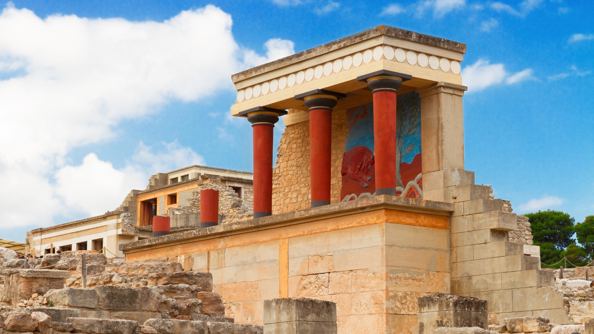 Explore the first European civilization, the Minoan! (Knossos - Archaeological Museum of Heraklion - Heraklion city)